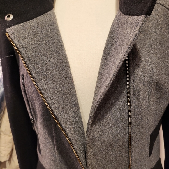 Coat/jacket - Picture 7 of 10